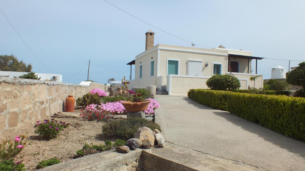 Villa De Viento Tripiti Luaran gambar