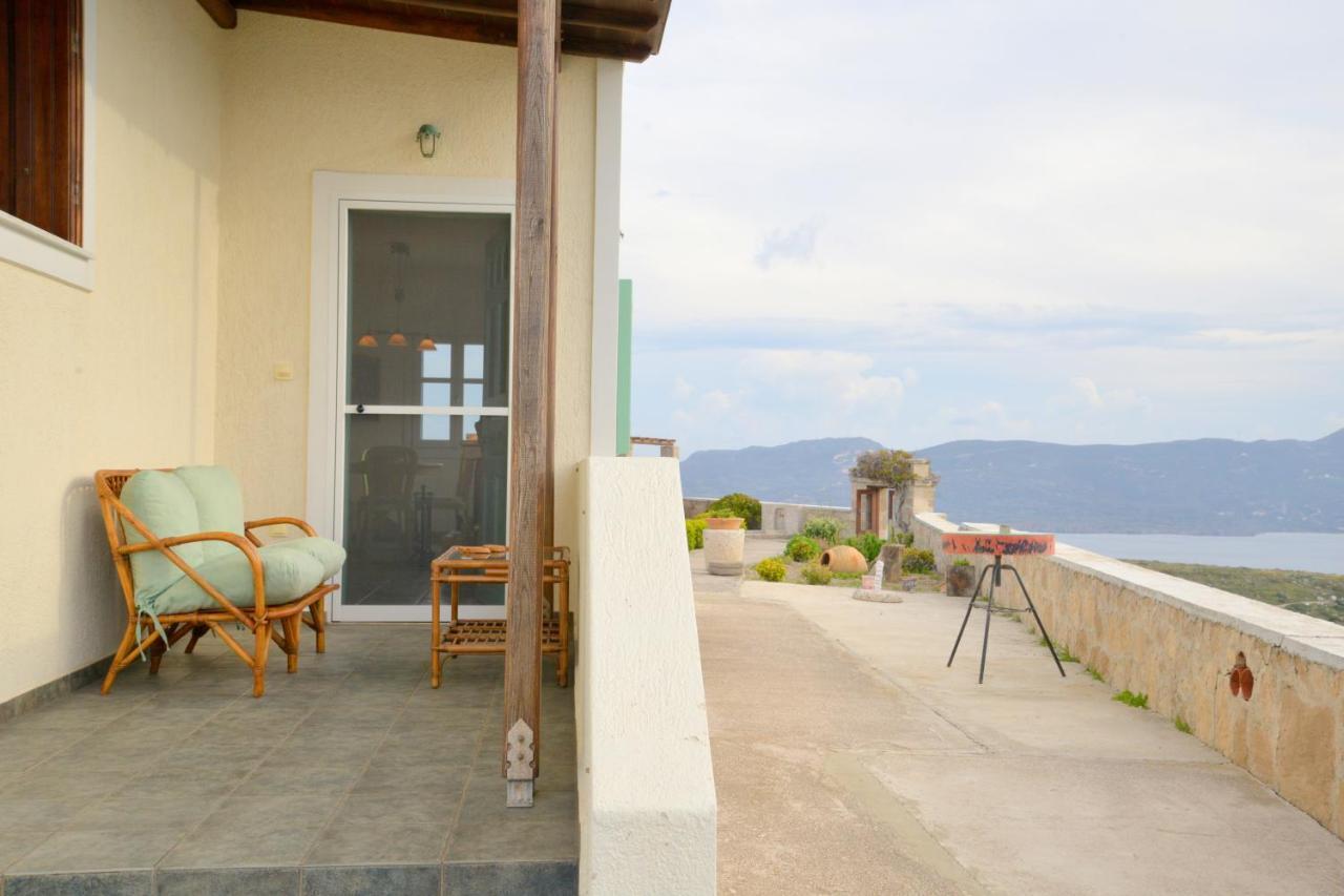 Villa De Viento Tripiti Luaran gambar