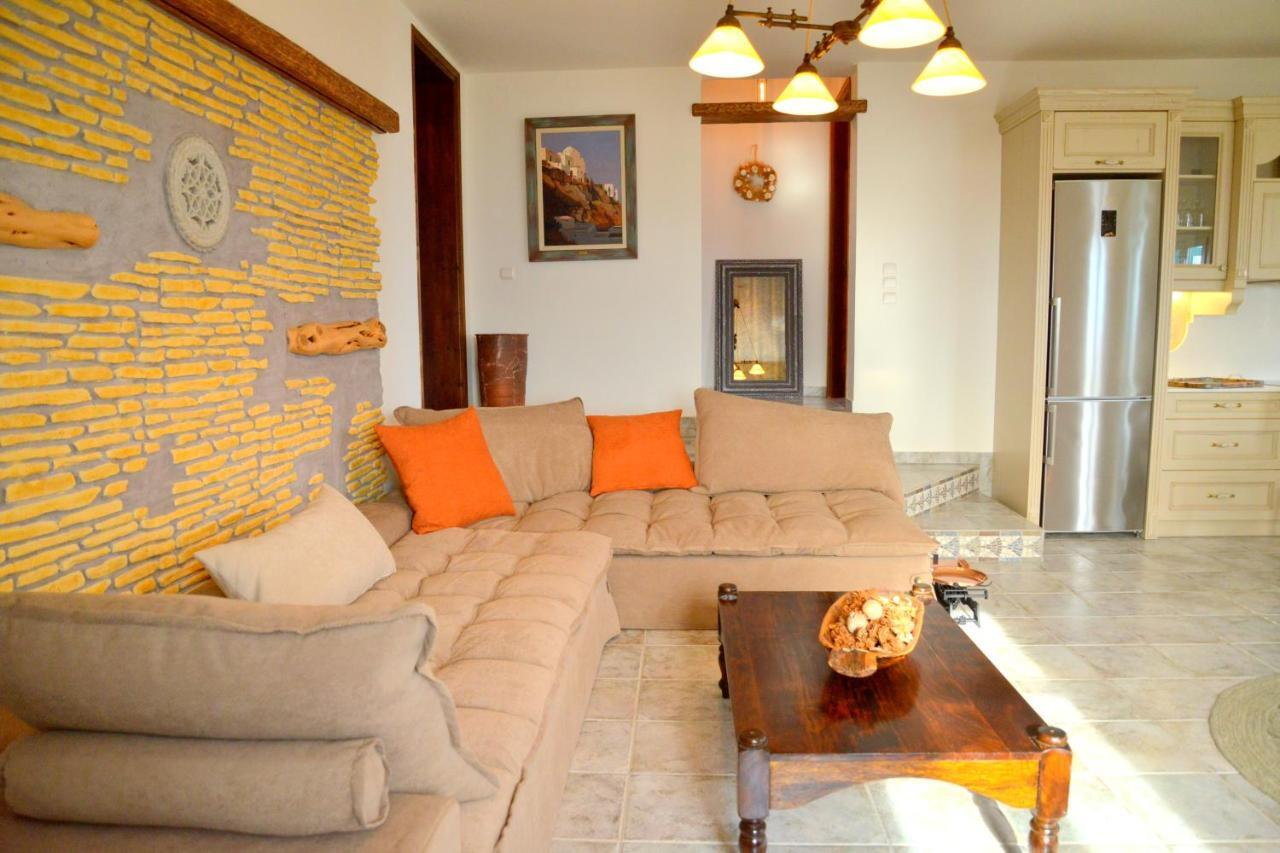 Villa De Viento Tripiti Luaran gambar
