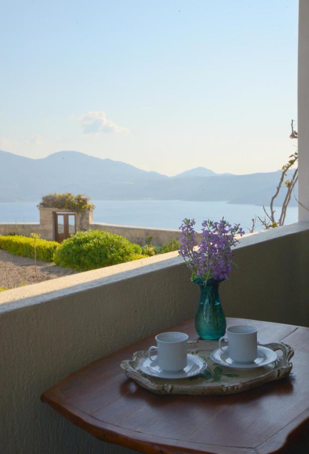Villa De Viento Tripiti Luaran gambar